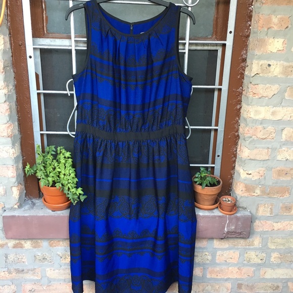 LOFT Dresses & Skirts - LOFT blue and black lace motif dress size 12